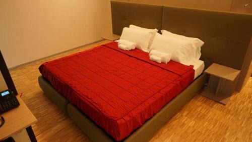 Double or Twin Room with Garden View