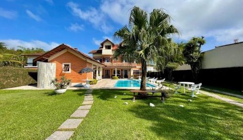 Six-Bedroom House