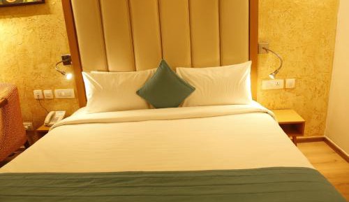 Day Use Room, Stay is valid for 06 Hrs Between 1000 Hrs to 1700 Hrs