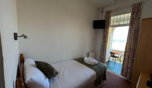 Standard Single Room with Sea View