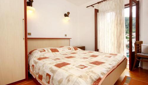 Double Room with Balcony and Sea View