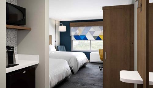 Standard Room with Two Queen Beds