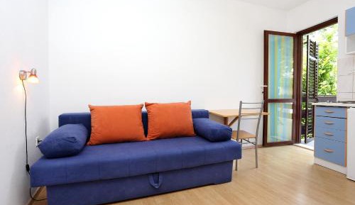 One-Bedroom Apartment with Terrace