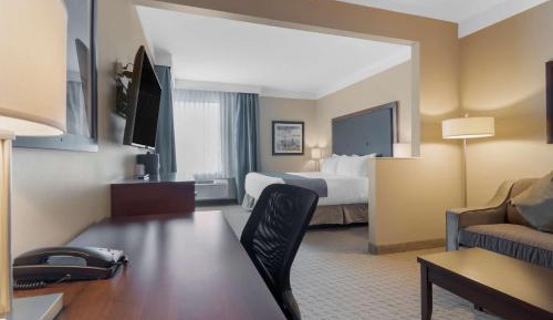 King Suite with Sofa Bed