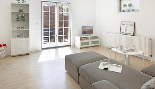 Apartment with Terrace