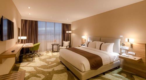 Executive King Room - Non-Smoking