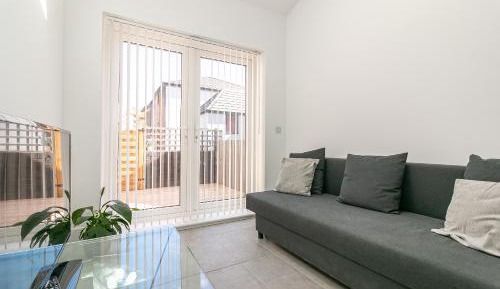 One-Bedroom House