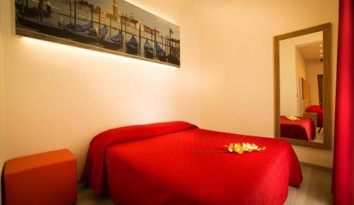 Comfort Family Room with Balcony (2 Adults + 2 Children)