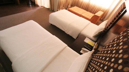 Junior Suite Queen Bed