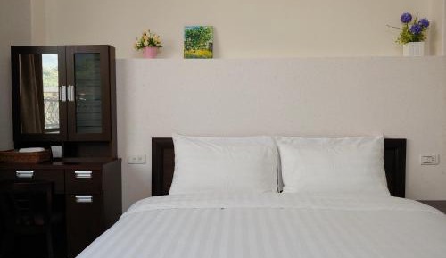 Quadruple Room with Private Bathroom