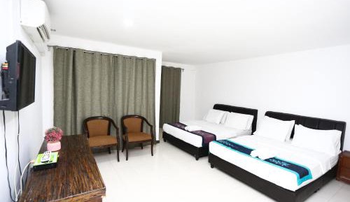 Deluxe Family Room