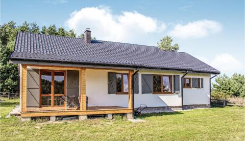 Three-Bedroom Holiday Home 