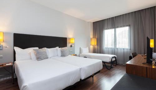 Double or Twin Room with Extra Bed