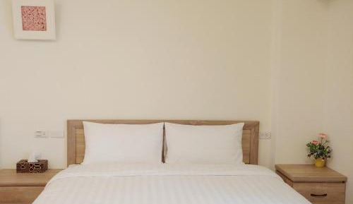 Quadruple Room with Private Bathroom