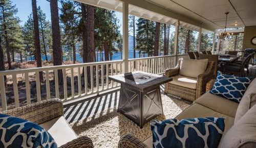 Three-Bedroom Holiday Home 