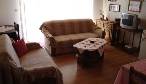 One-Bedroom Apartment with Terrace