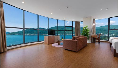 Junior Suite Twin Room Panoramic View