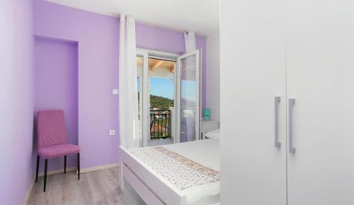 Five-Bedroom Holiday Home