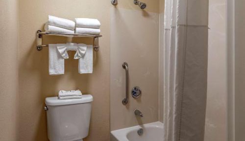 Standard Room, 2 Queen Beds, Non Smoking