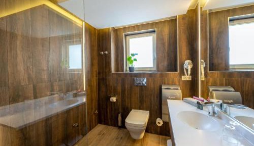 Prime Room