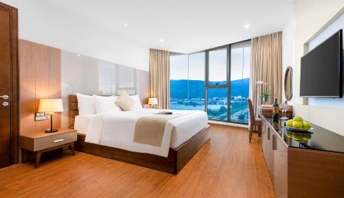Deluxe Double Room with Bay View