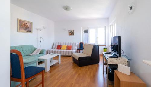 Two-Bedroom Apartment with Terrace and Sea View