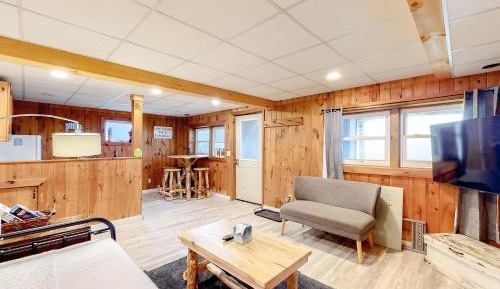 Two Bedroom Apartment 