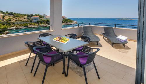 Penthouse Two-Bedroom Apartment with Sea View