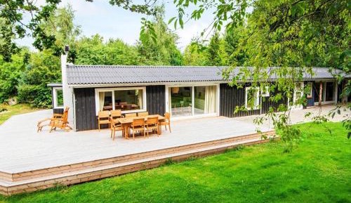 Five-Bedroom Holiday Home