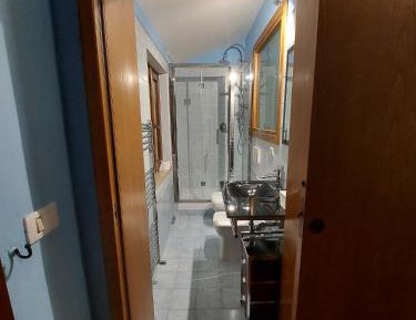 Single Room with Private Bathroom