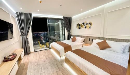 Deluxe Apartment