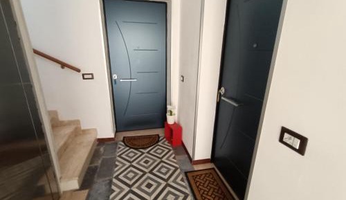Deluxe Room (2 Adults + 1 Child)