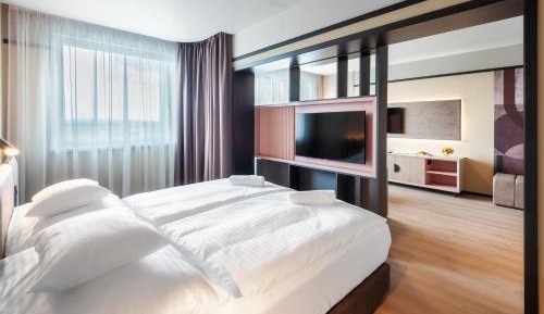 Junior Suite - East Wing