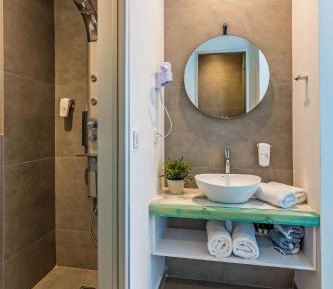 Double or Twin Room with Sea View