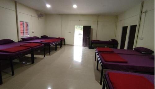 Mixed Dormitory Room