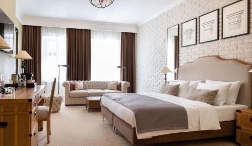 Superior Double Room (only one with a terrace - not guaranteed)