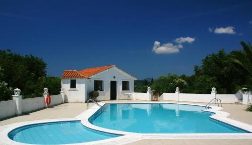 One-Bedroom Apartment with Sea View
