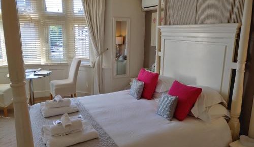 Four Poster King Size Double Room