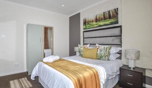 Deluxe Double Room with Bath