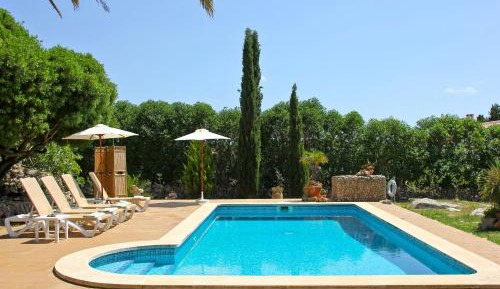 Villa with Garden View
