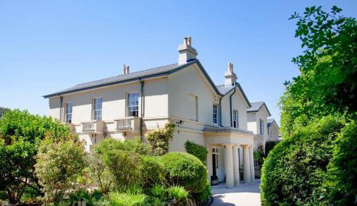 Superior Villa