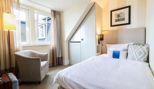 Single Room with Side Sea View
