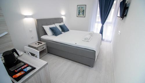 Double or Twin Room with Garden View