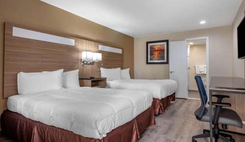 Double Room with Two Double Beds- Non-Smoking