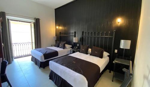 Superior Twin Room with City View