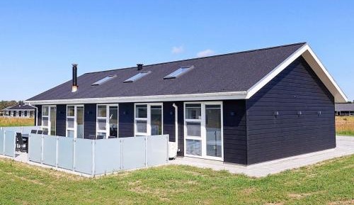 Four-Bedroom Holiday Home