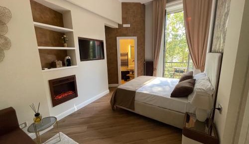 Deluxe Double Room with Extra Bed