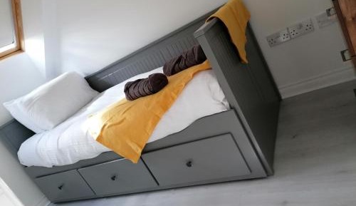 Economy Single Room