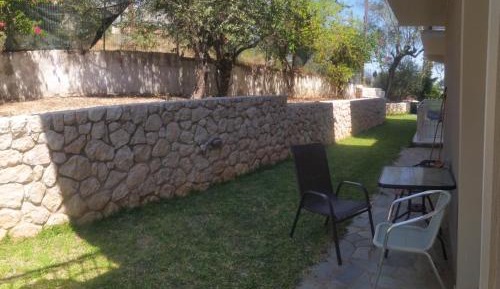 Studio (3 Adults)