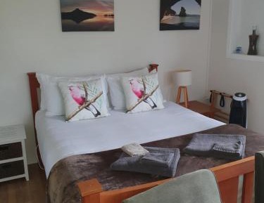 Queen Room with Garden View